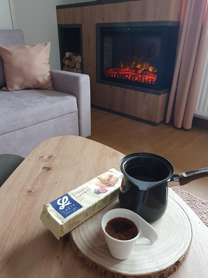 Vlasicka Ruza Eko Fis 303 Buitenkant foto